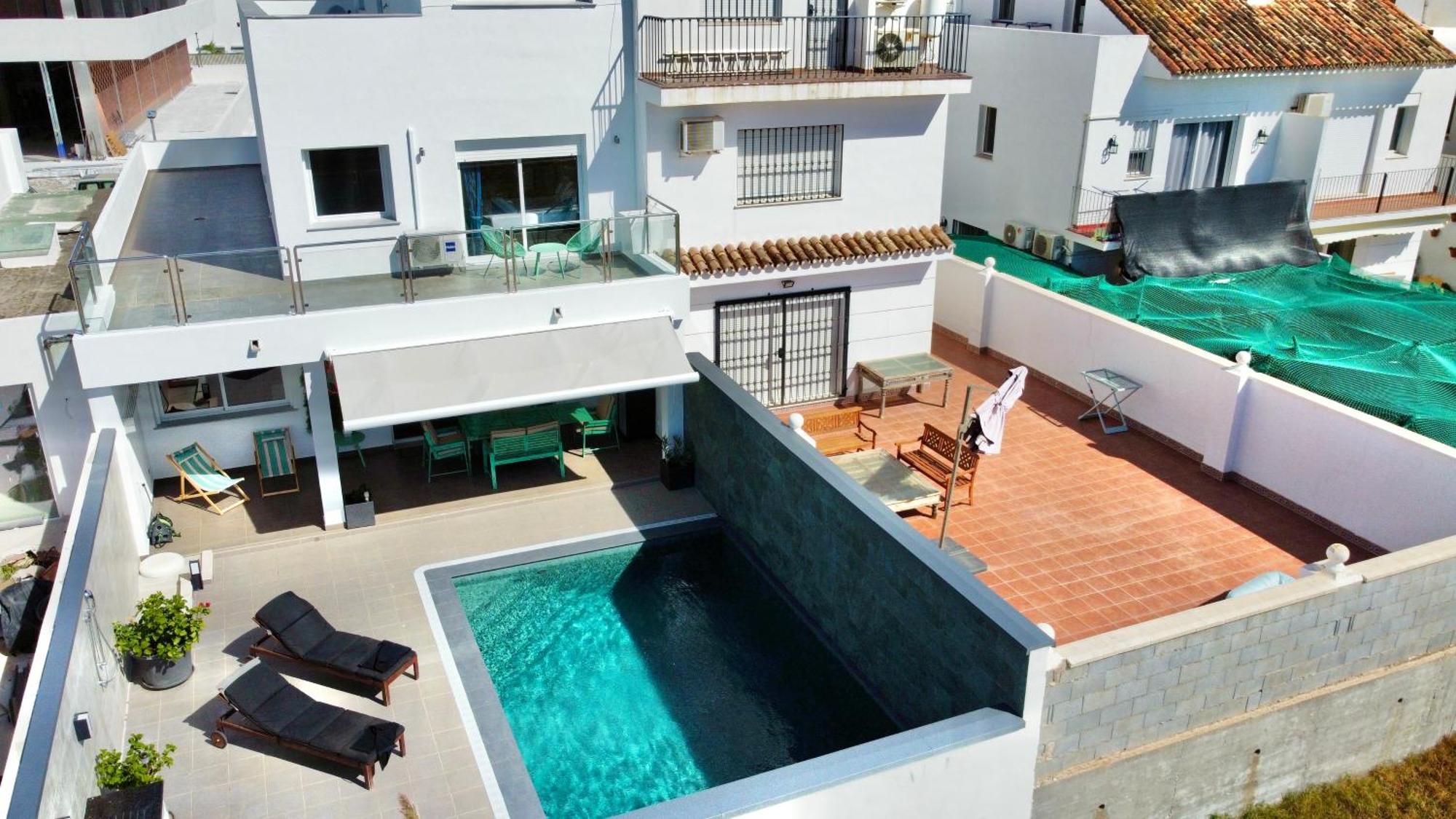 Casa Dragon Townhouse With Private Pool - Eaw Homes Marbellac